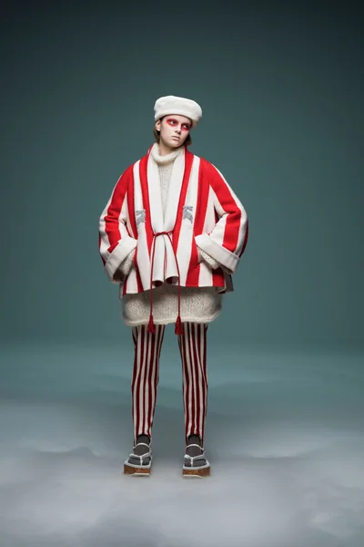 Look 11